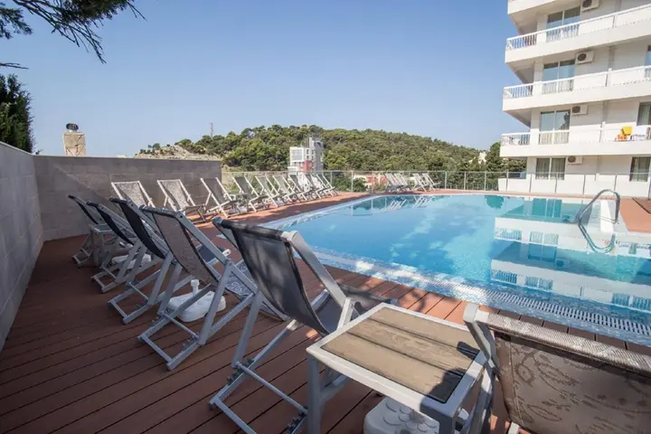 Сутоморе: Hotel Sato