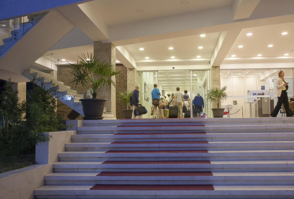 Сутоморе: Hotel Sato