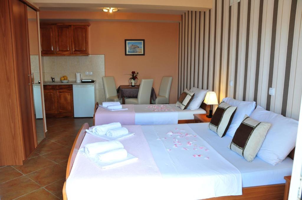 Ульцинь: Apartments Nikić
