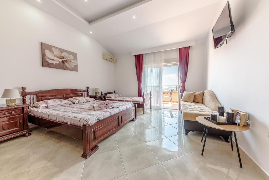 Ульцинь: Apartments Villa Egzon