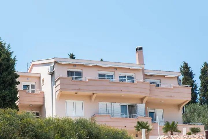 Ульцинь: Apartments Villa Egzon