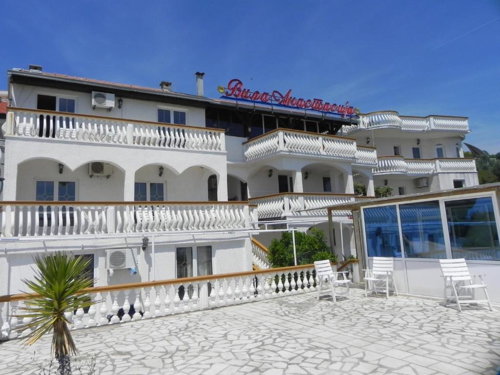 Ульцинь: Apartments & Rooms Villa Anastasija