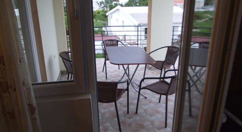 Сутоморе: Apartmani Stojanović