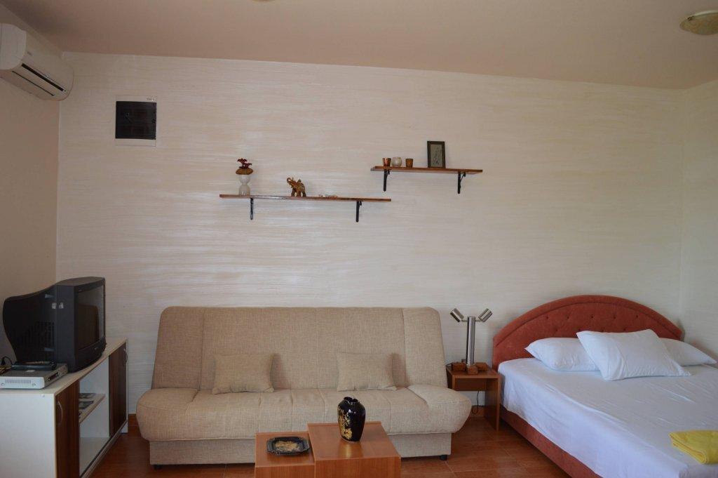 Тиват: Apartments Adžić