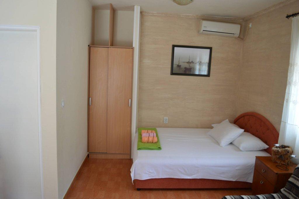 Тиват: Apartments Adžić