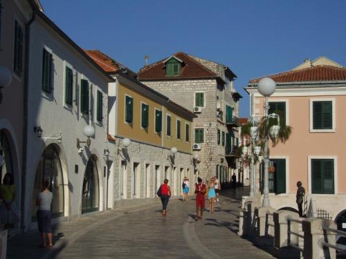 Herceg Novi Old Town Apartment — фото 1