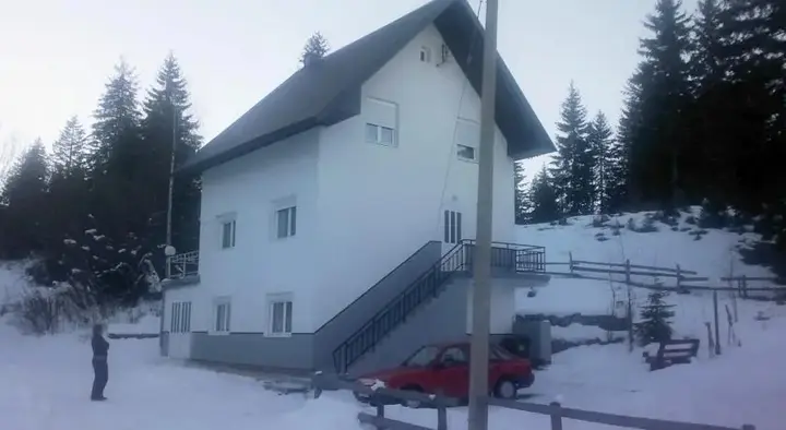 Жабляк: Guest House Kavedžić