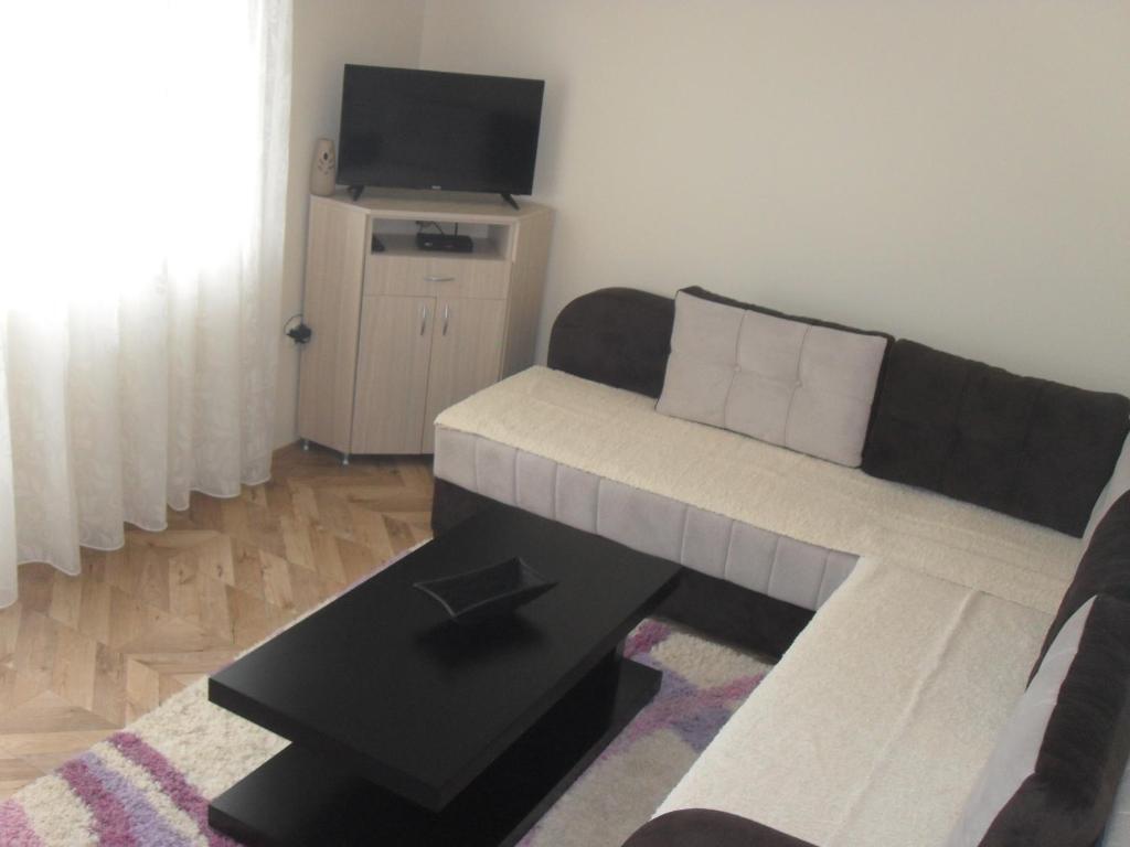 Жабляк: Guest House Baranin Pitomine