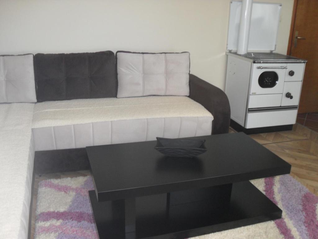 Жабляк: Guest House Baranin Pitomine