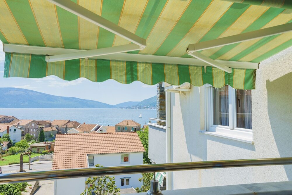 Тиват: Tivat Montenegro
