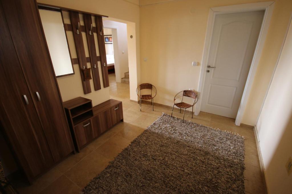Ульцинь: Holiday Home Viko