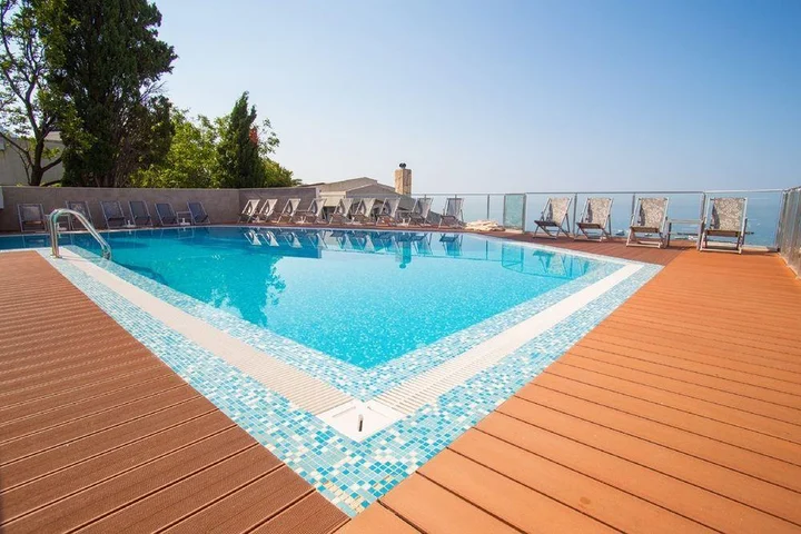 Сутоморе: Niksic Hotel