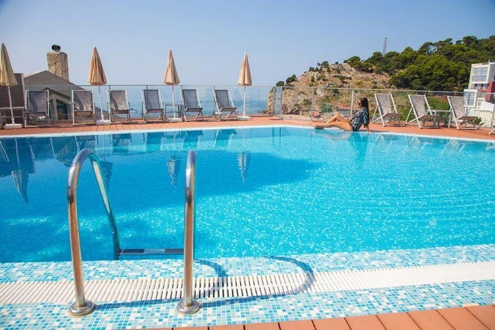 Сутоморе: Niksic Hotel