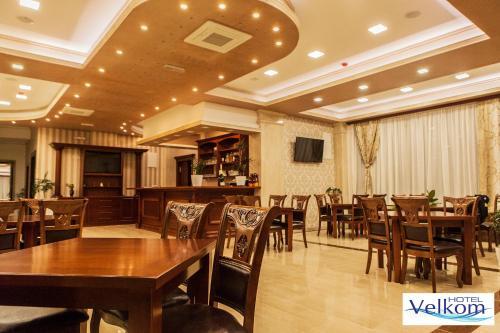 Сутоморе: Hotel Velkom