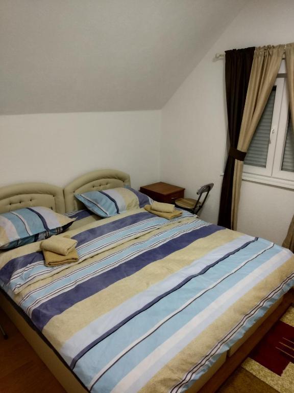 Жабляк: Guest House RG