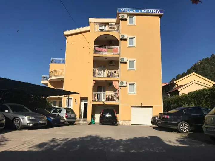 Сутоморе: Villa Laguna