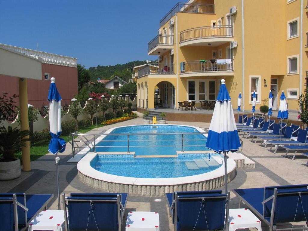 Сутоморе: Villa Laguna