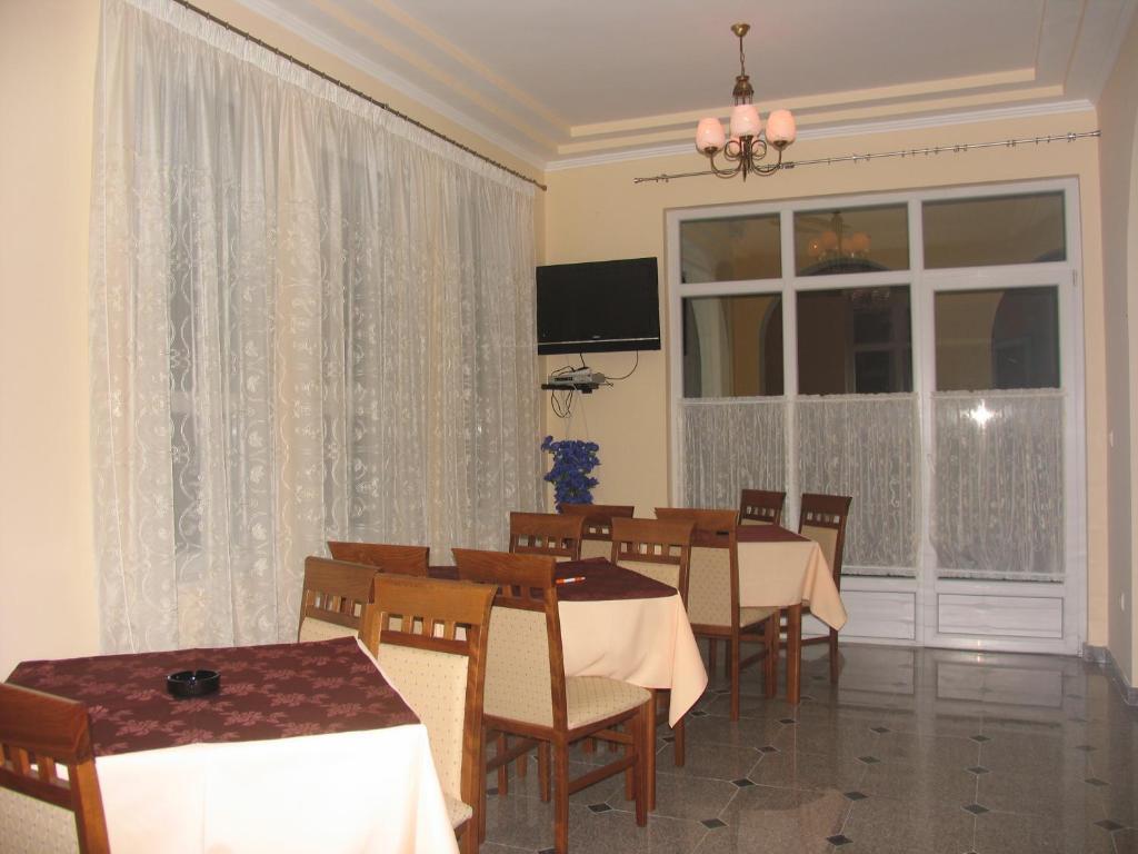 Сутоморе: Villa Laguna