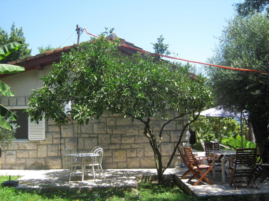 Херцег-Нови: Zora Holiday Home