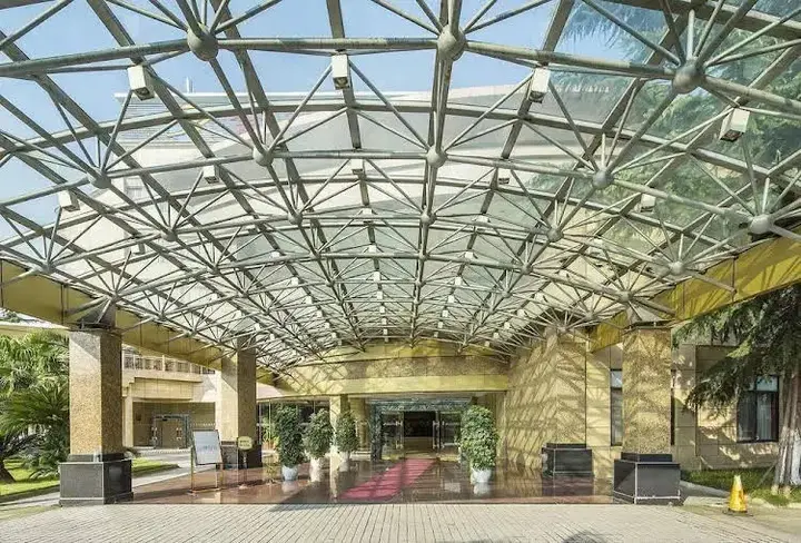 Чэнду: Jinqiang Huaheng Hotel - Chengdu