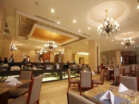 Уху: Best Western Shine Glory Hotel