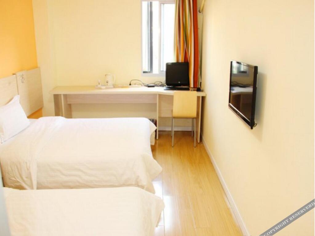 Ухань: 7 Days Inn