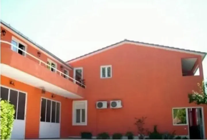 Тиват: Wukovic Apartments