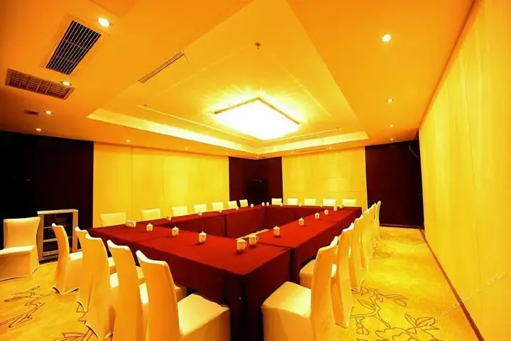 Чэнду: Zenec Elegant Hotel