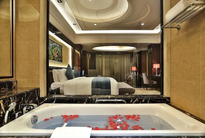 Чэнду: Zenec Elegant Hotel
