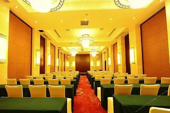 Чэнду: Zenec Elegant Hotel