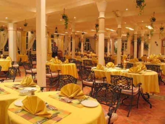 Шарм-эш-Шейх (Шарм-эль-Шейх): Poinciana Sharm Resort & Apartments