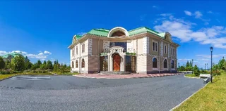 Стрельна: Consular Village