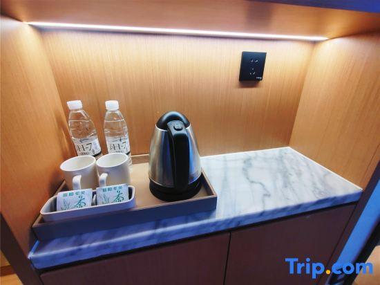 Чжэнчжоу: Zhengzhou Xinyang Lingrui Building Hotel (Provincial People's Hospital Metro Station)