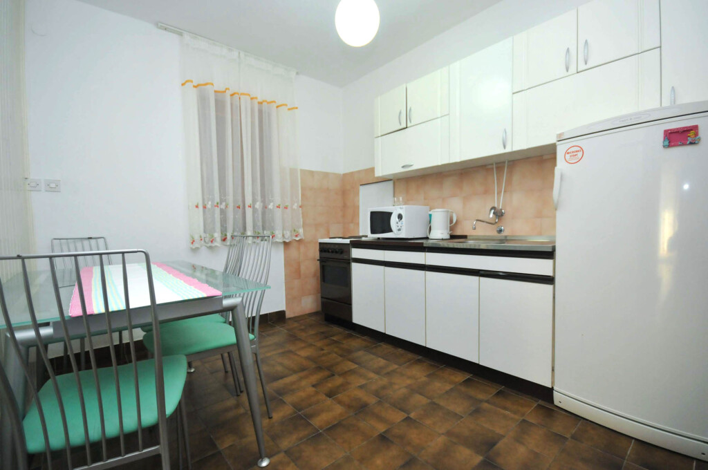 Будва: Apartments Orange