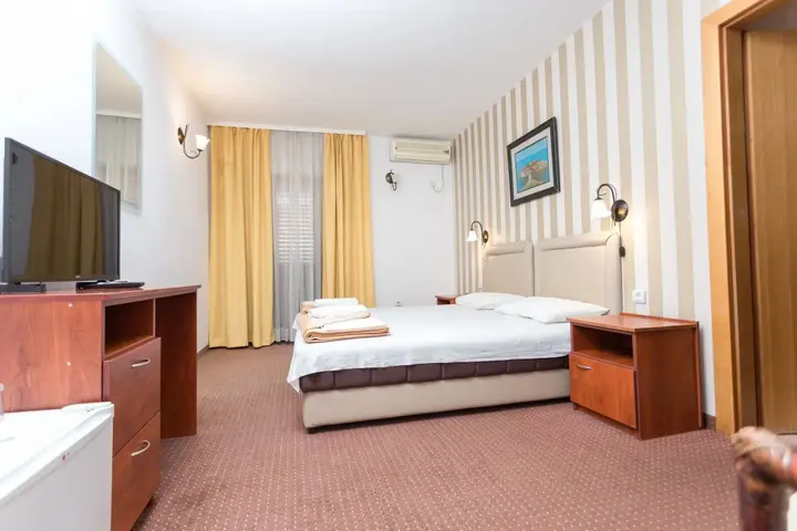 Будва: Central Hotel