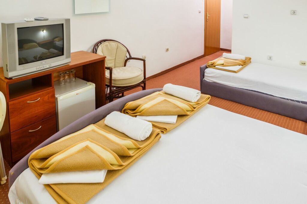 Будва: Central Hotel