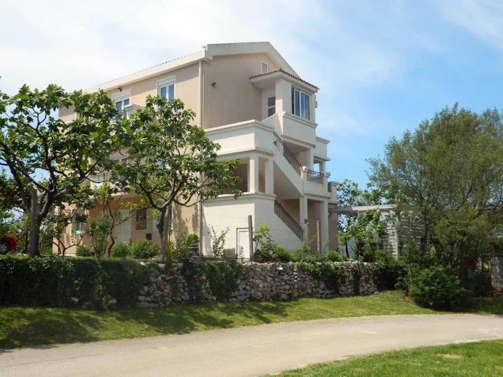 Будва: Apartments Vila Andjela