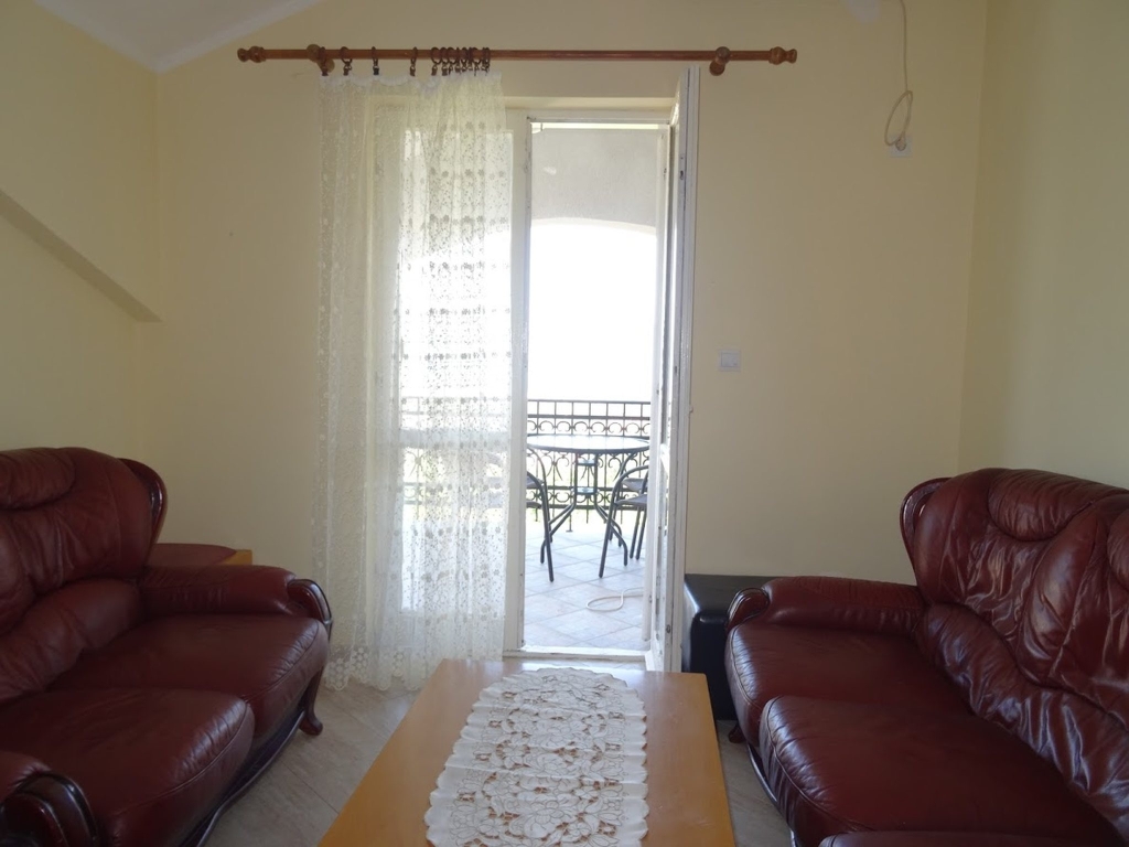 Тиват: Two bedroom Sea view Apartments
