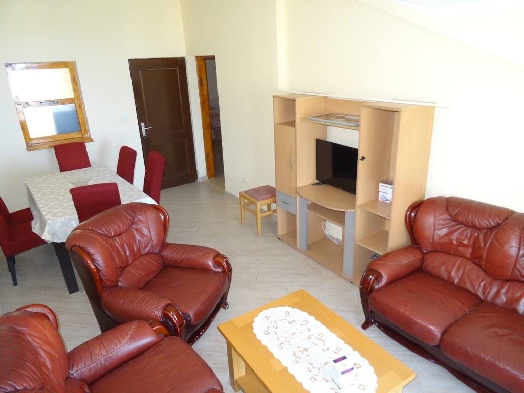 Тиват: Two bedroom Sea view Apartments