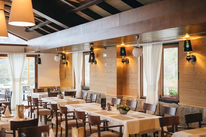Даниловград: Hotel Sokoline