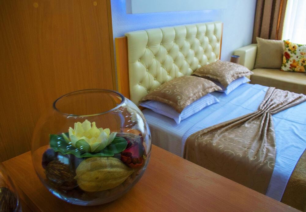 Ульцинь: Hotel Ajana