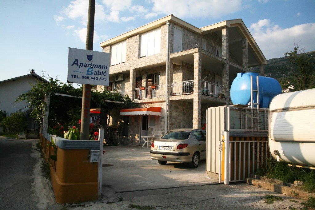 Тиват: Apartments Babić