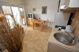 Тиват: Family Apartments
