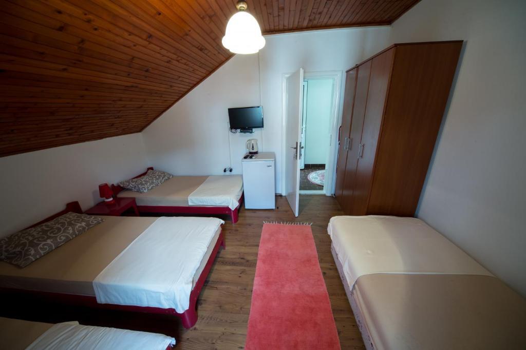Тиват: Apartments Pavićević