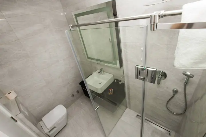 Доброта: Hotel Alkima