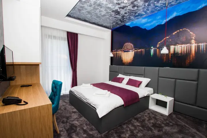 Доброта: Hotel Alkima