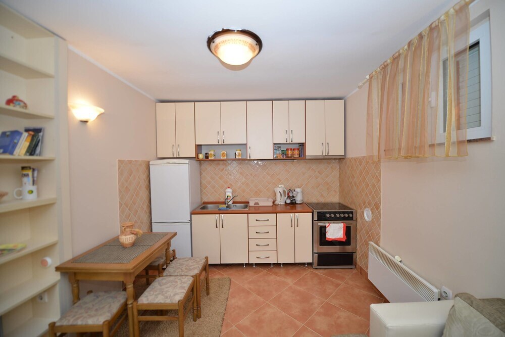 Доброта: Apartments M&T