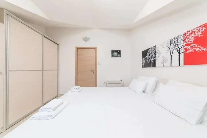 Доброта: Apartments Miramar