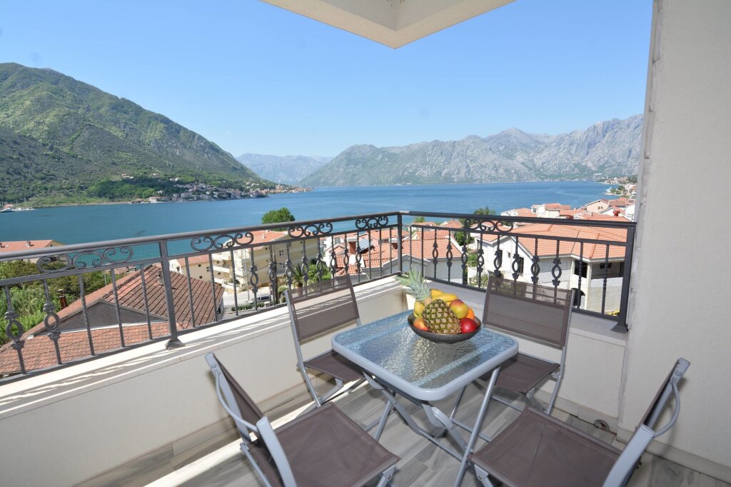 Доброта: Apartments Dobrotski Dvori