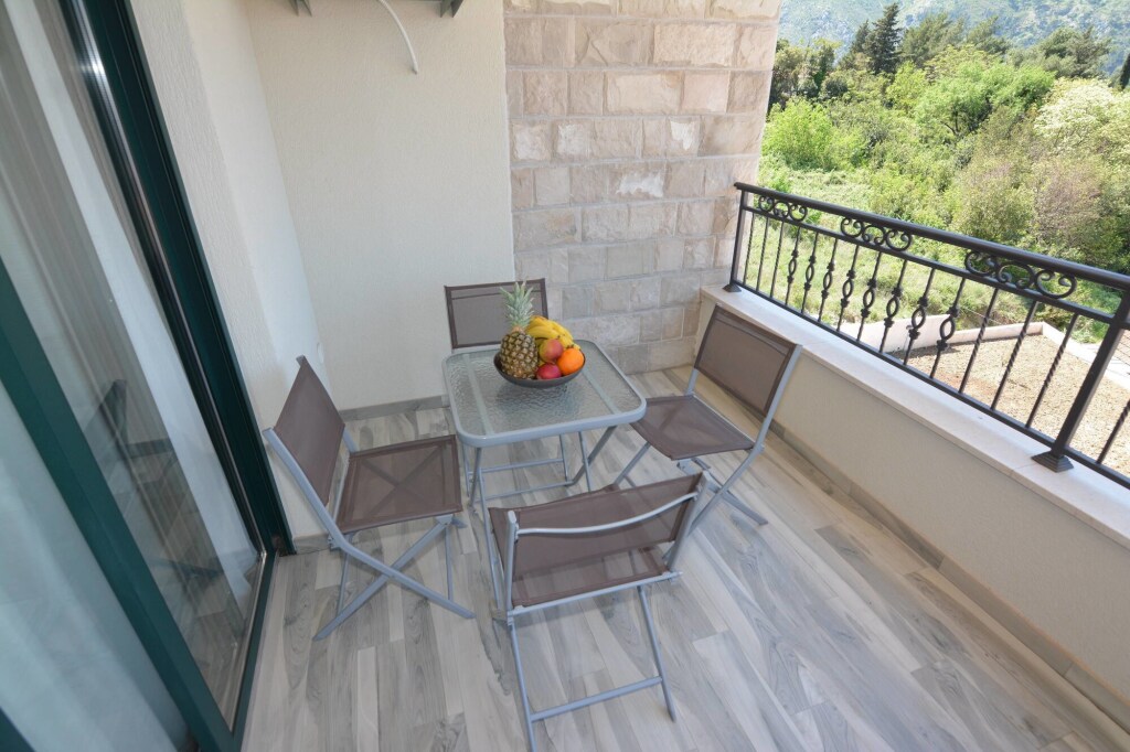 Доброта: Apartments Dobrotski Dvori